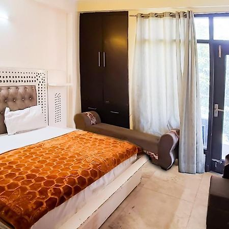 Hotel Jagannath Ню Делхи Екстериор снимка
