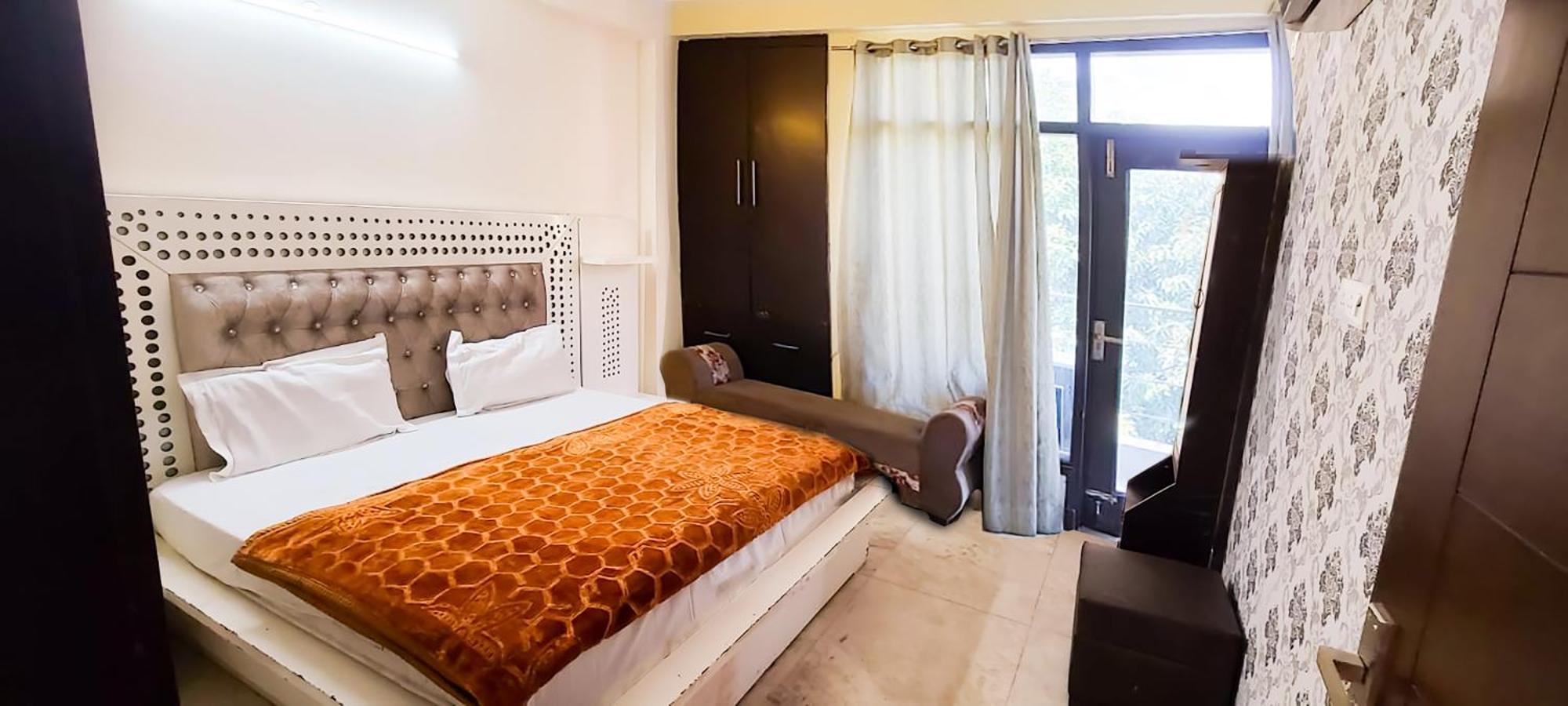 Hotel Jagannath Ню Делхи Екстериор снимка