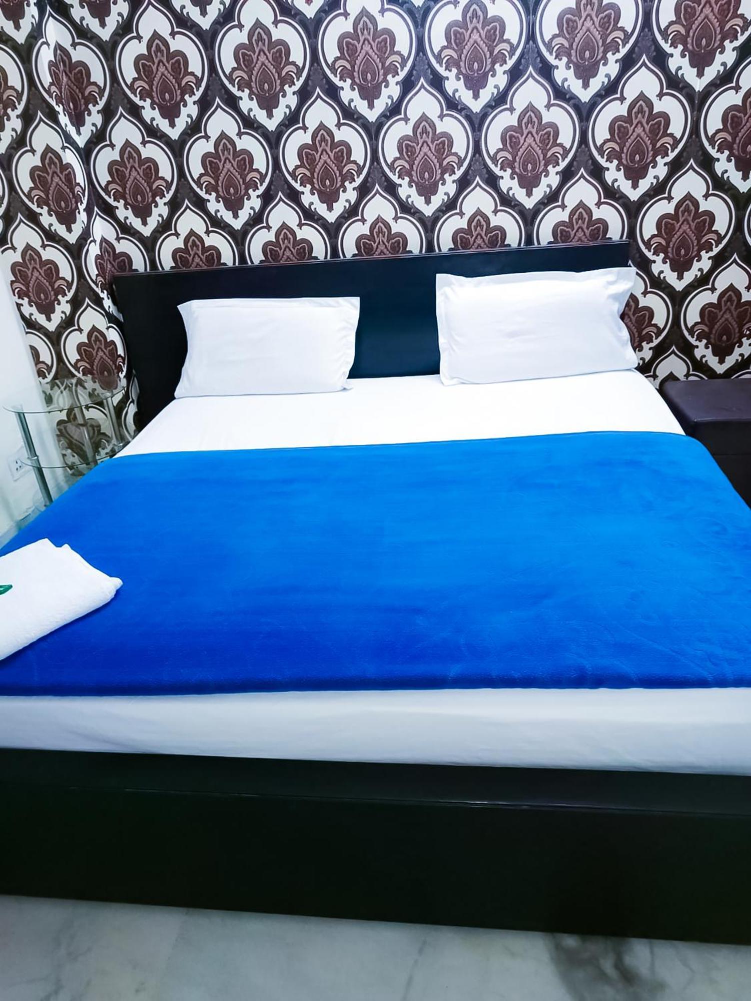 Hotel Jagannath Ню Делхи Екстериор снимка