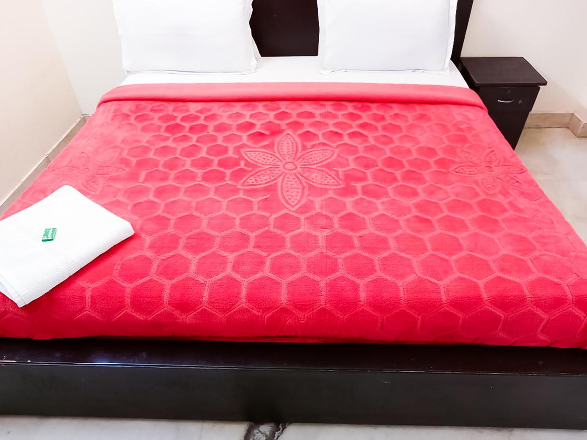 Hotel Jagannath Ню Делхи Екстериор снимка