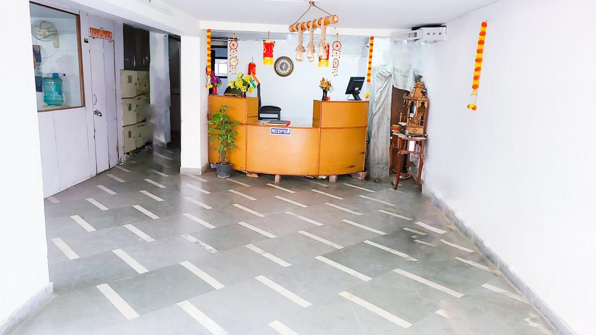 Hotel Jagannath Ню Делхи Екстериор снимка