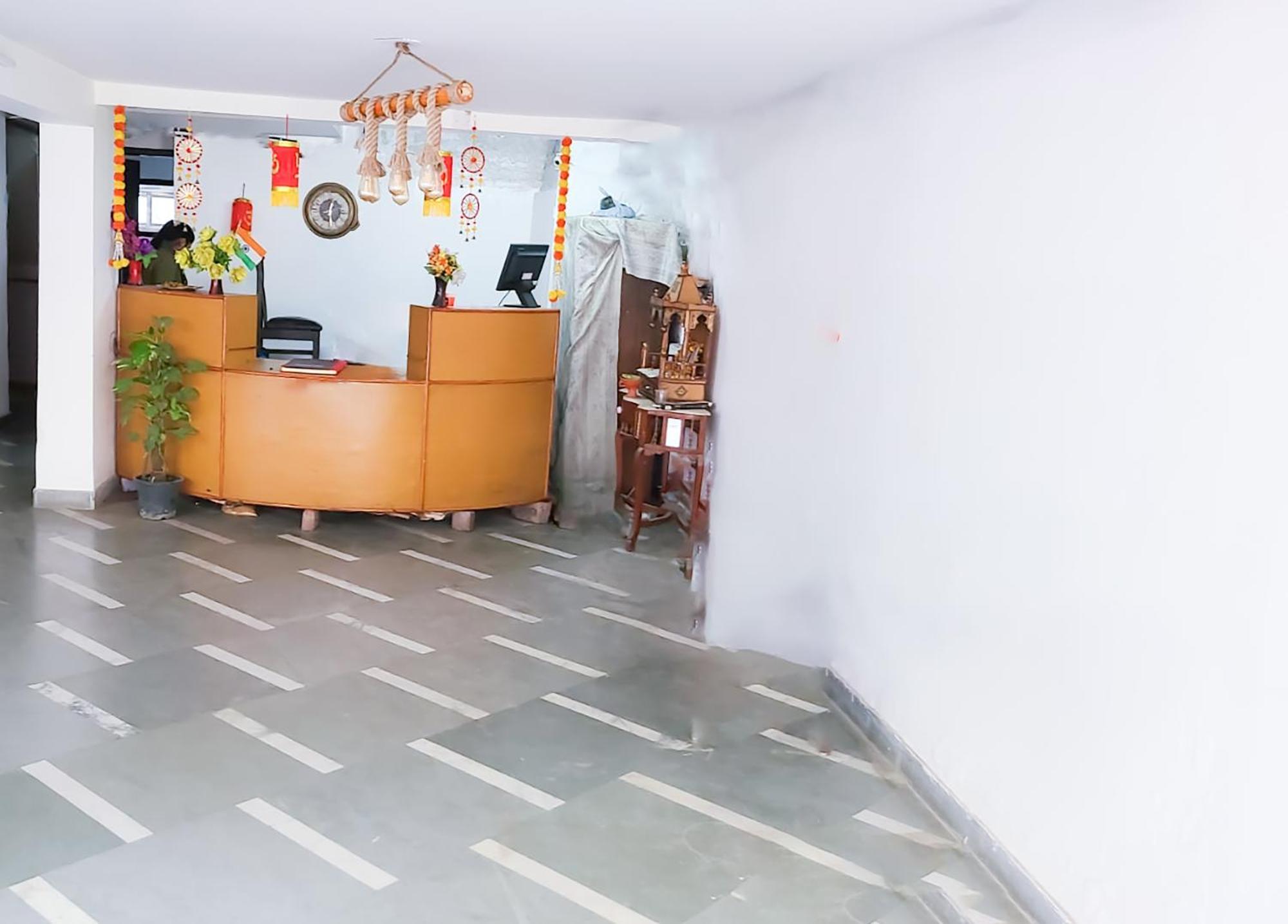 Hotel Jagannath Ню Делхи Екстериор снимка
